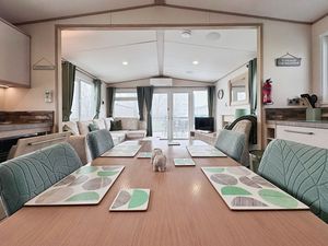 Photo 20- click for photo gallery